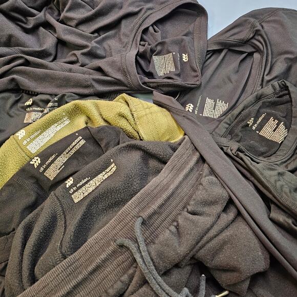 7 piece Athleisure All in Motion Small/Med Sweatpants Leggings Tops Shorts Men - Picture 9 of 9